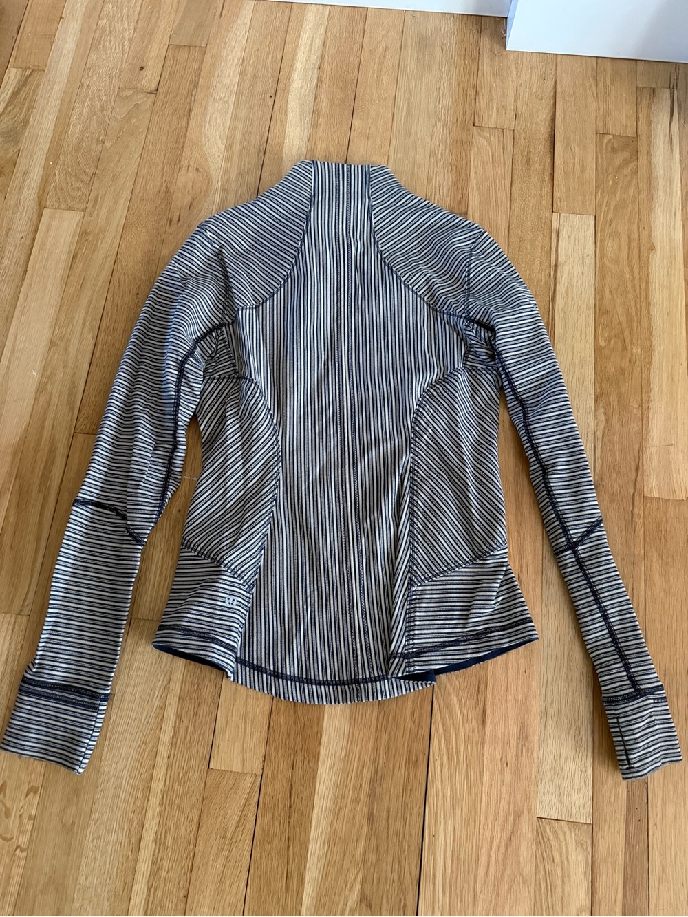 Lululemon Forme II Jacket - Picture 4 of 5